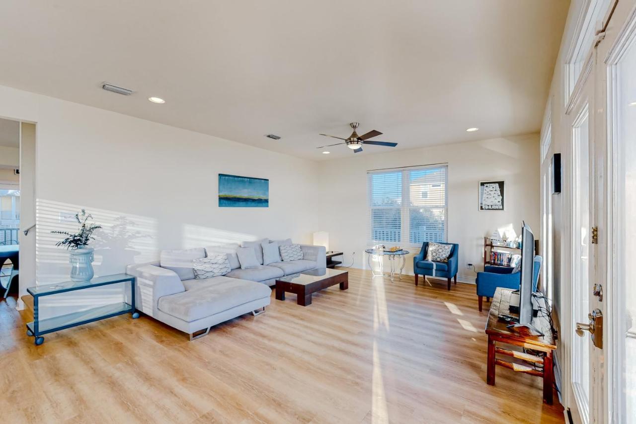 Bulldog Beach House Gulf Shores Esterno foto